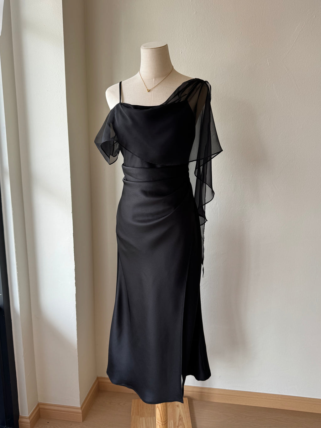 SOPHIE SATIN DRESS