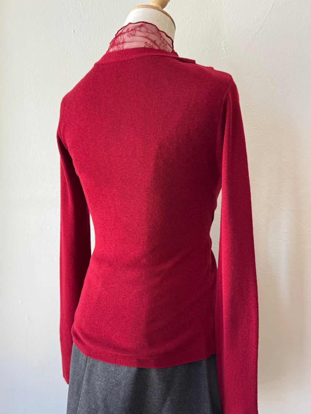 MILLIE LACE DETAILED TOP