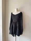 DAPHNE’S DRESS