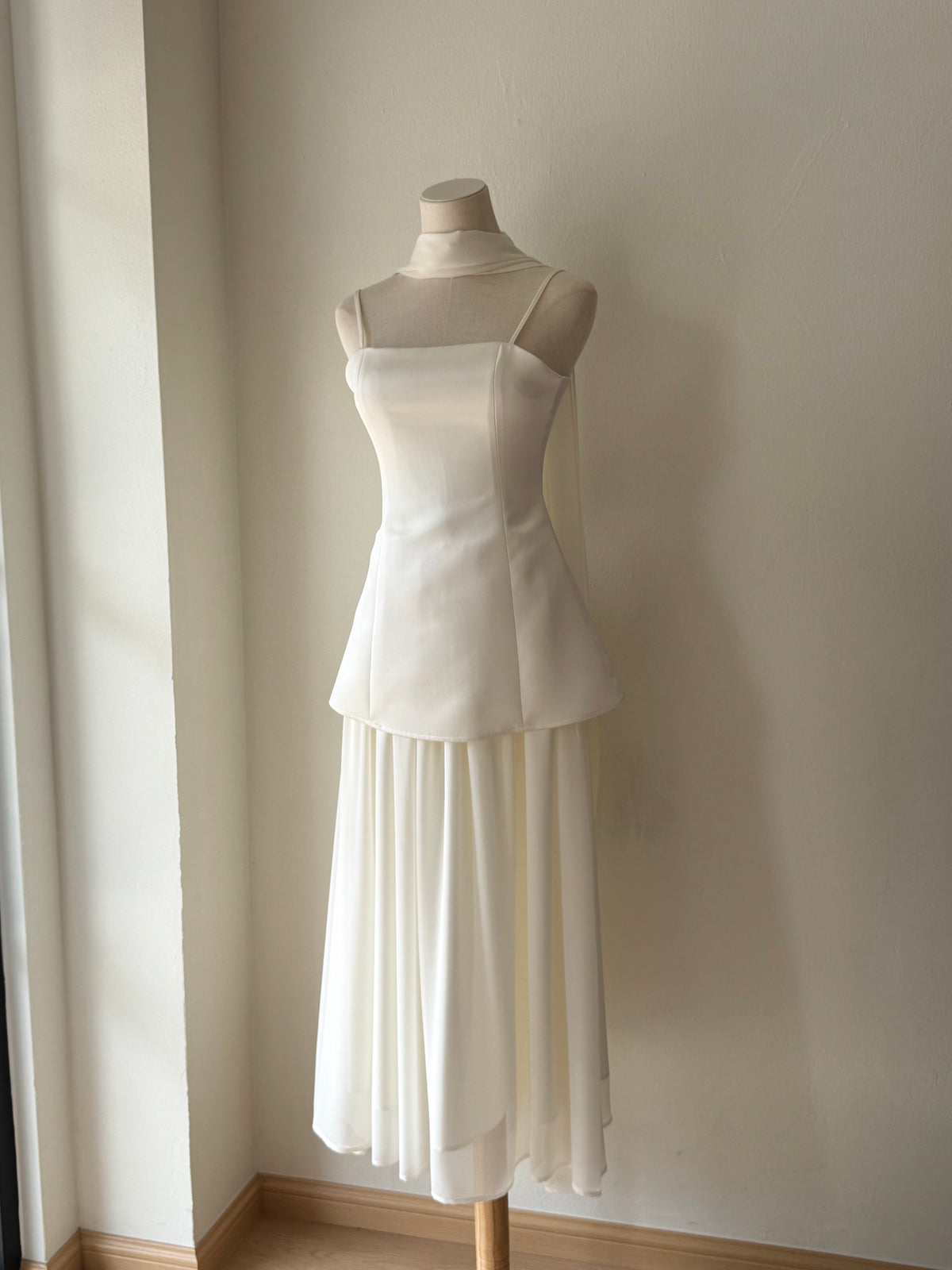 CLAIRE STRAPY DRESS