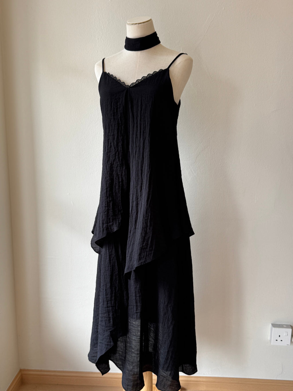 VIVIAN DRESS