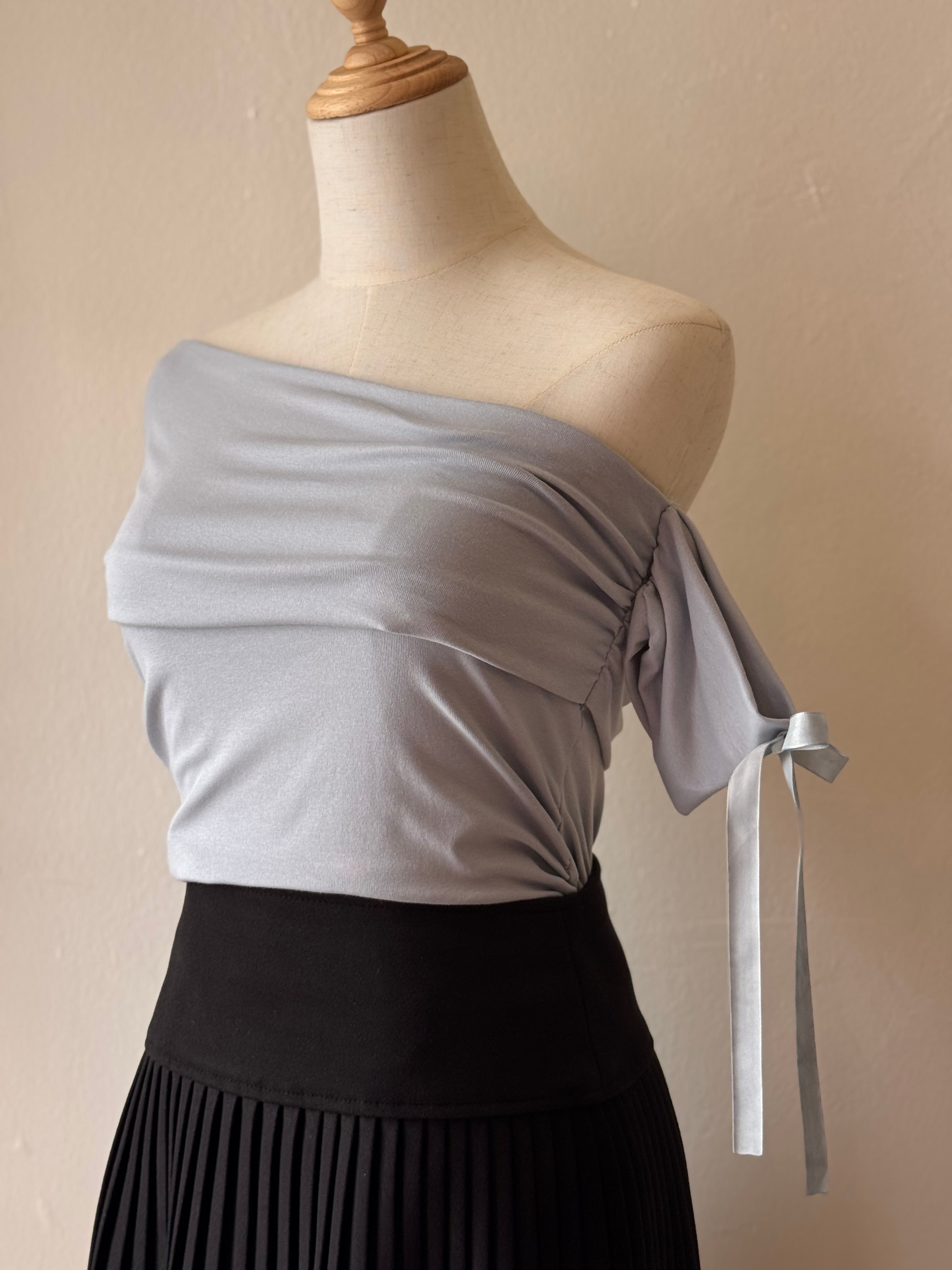 LILIAN'S OFF SHOULDER TOP