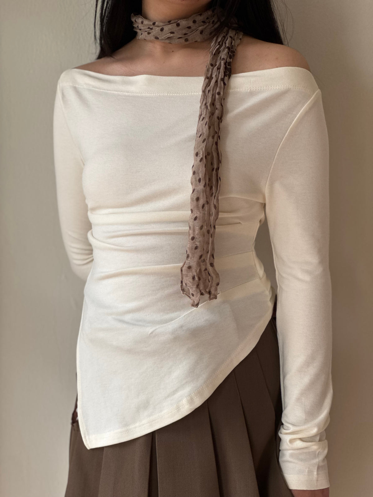 BRIANNA OFF SHOULDER TOP