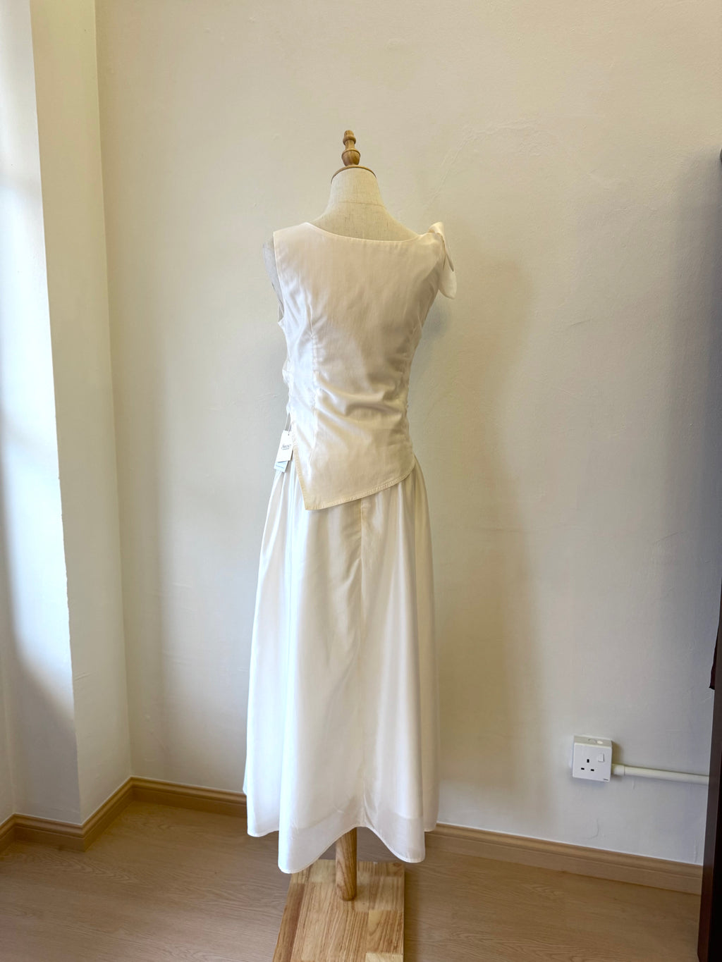 ISABELLA TWO PIECE OUTFIT SET