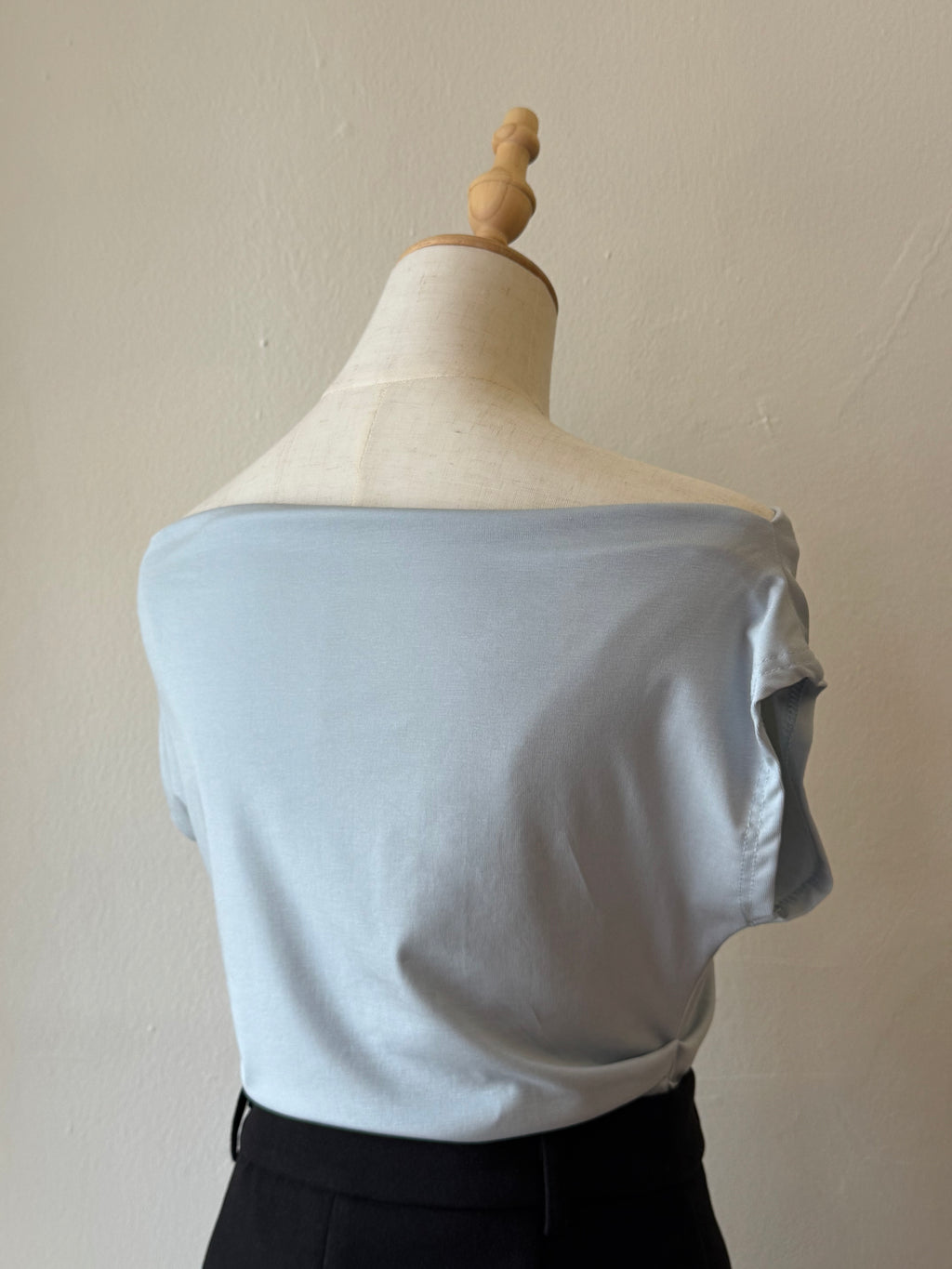 LOUISE'S TOP