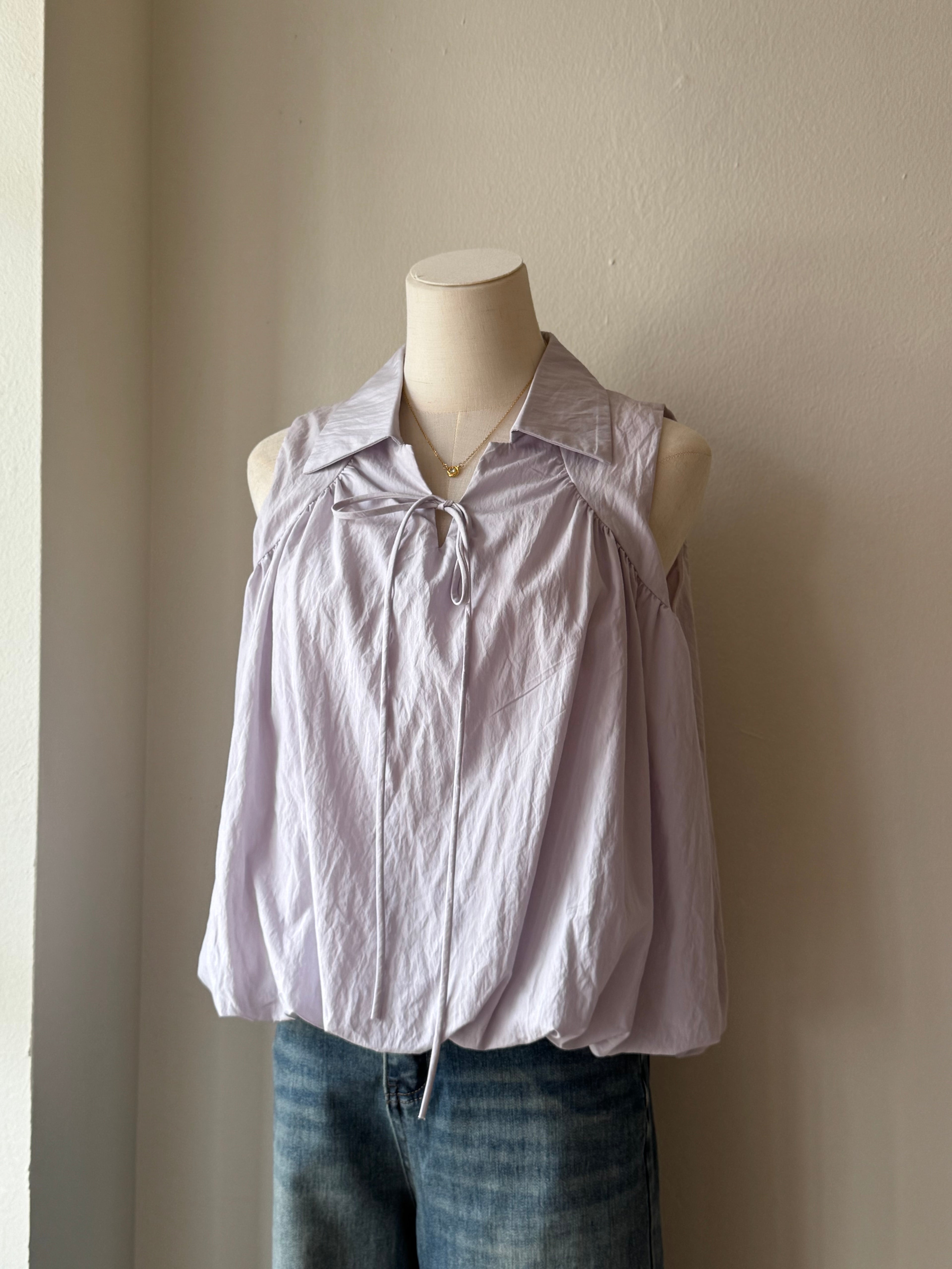 SCOTTIE SLEEVELESS TOP