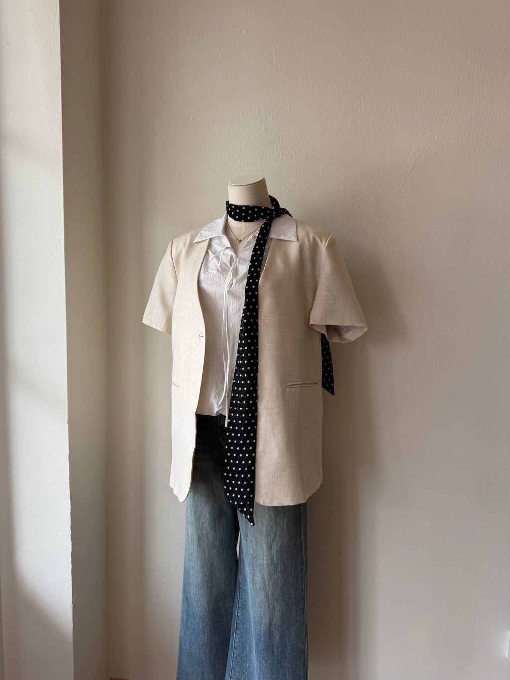 SYDNEY SHORT SLEEVED OUTERWEAR