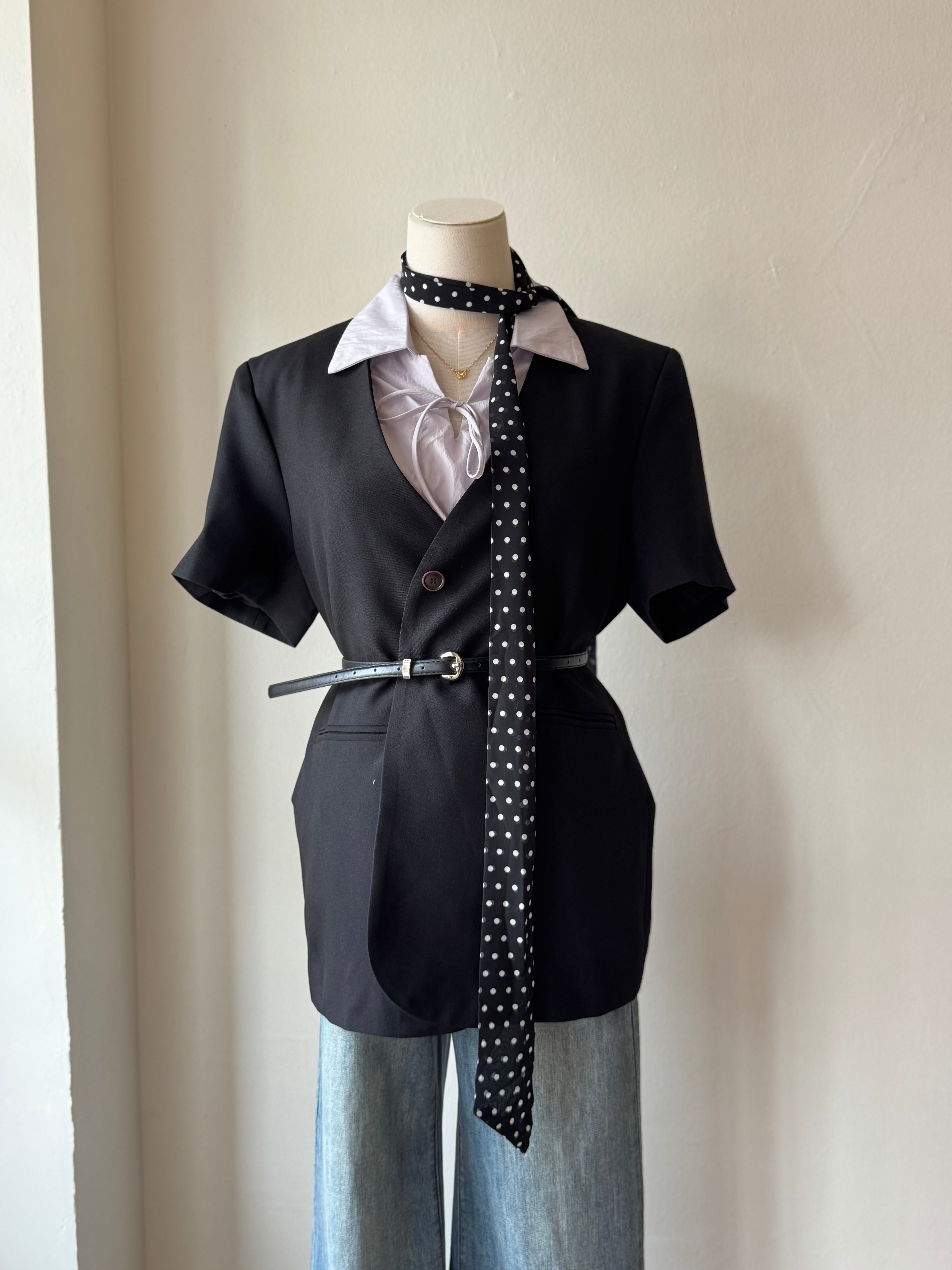 SYDNEY SHORT SLEEVED OUTERWEAR