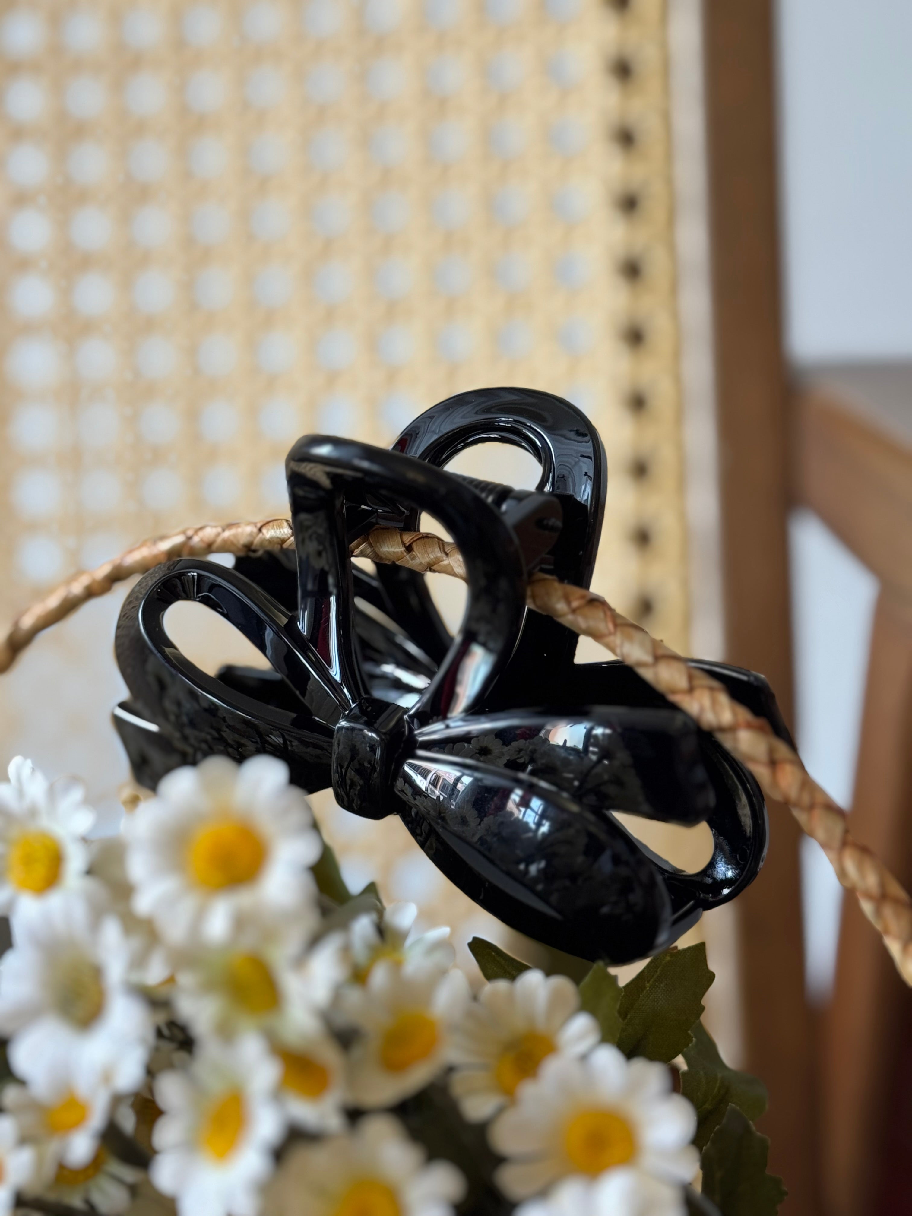 HAILEY HAIR CLAW (L)