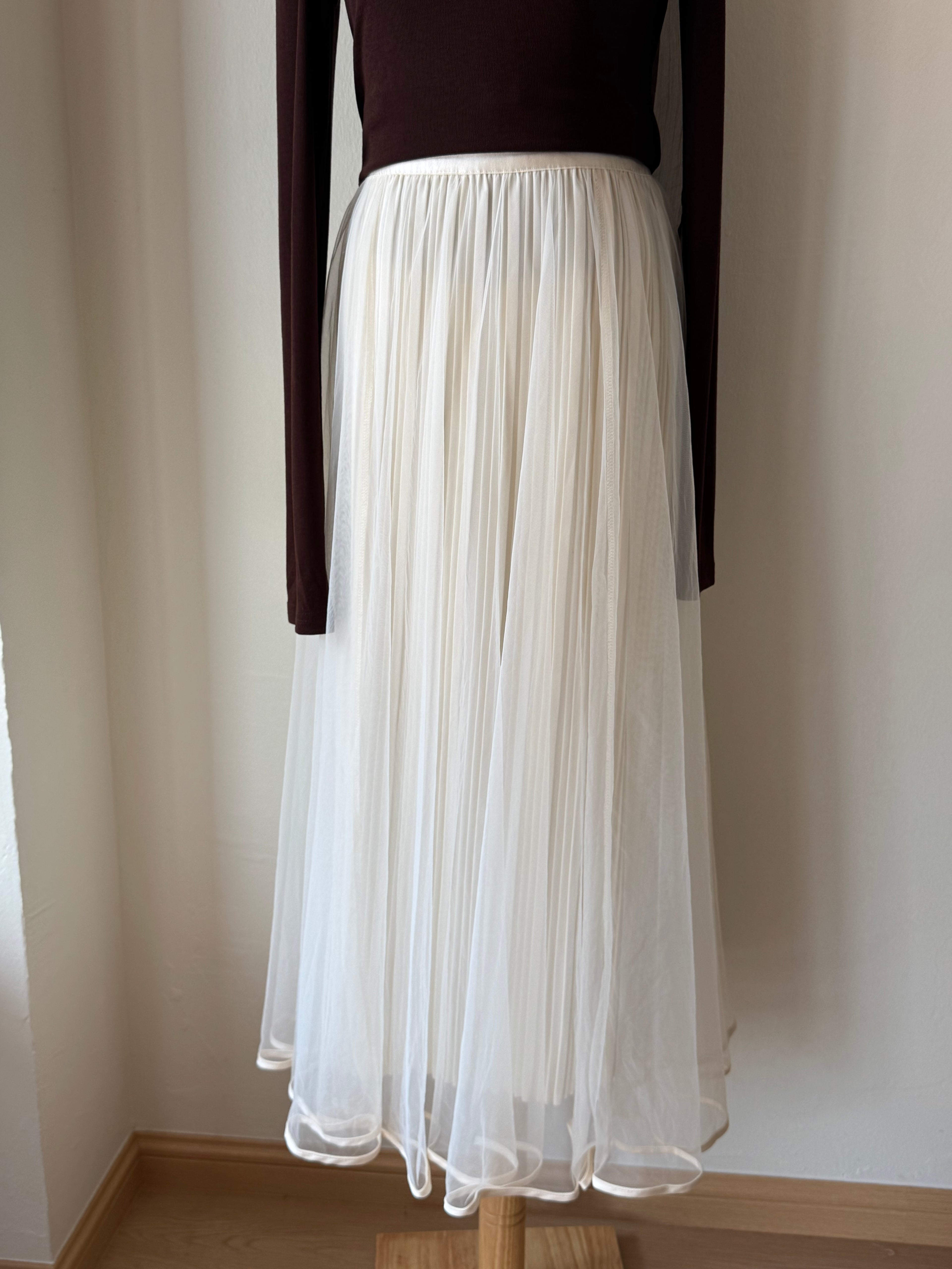 BELLA TULLE SKIRT
