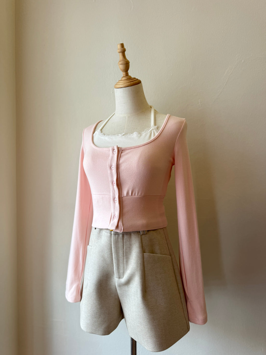 LESLIE'S TWO PIECE LONG SLEEVED HALTER TOP
