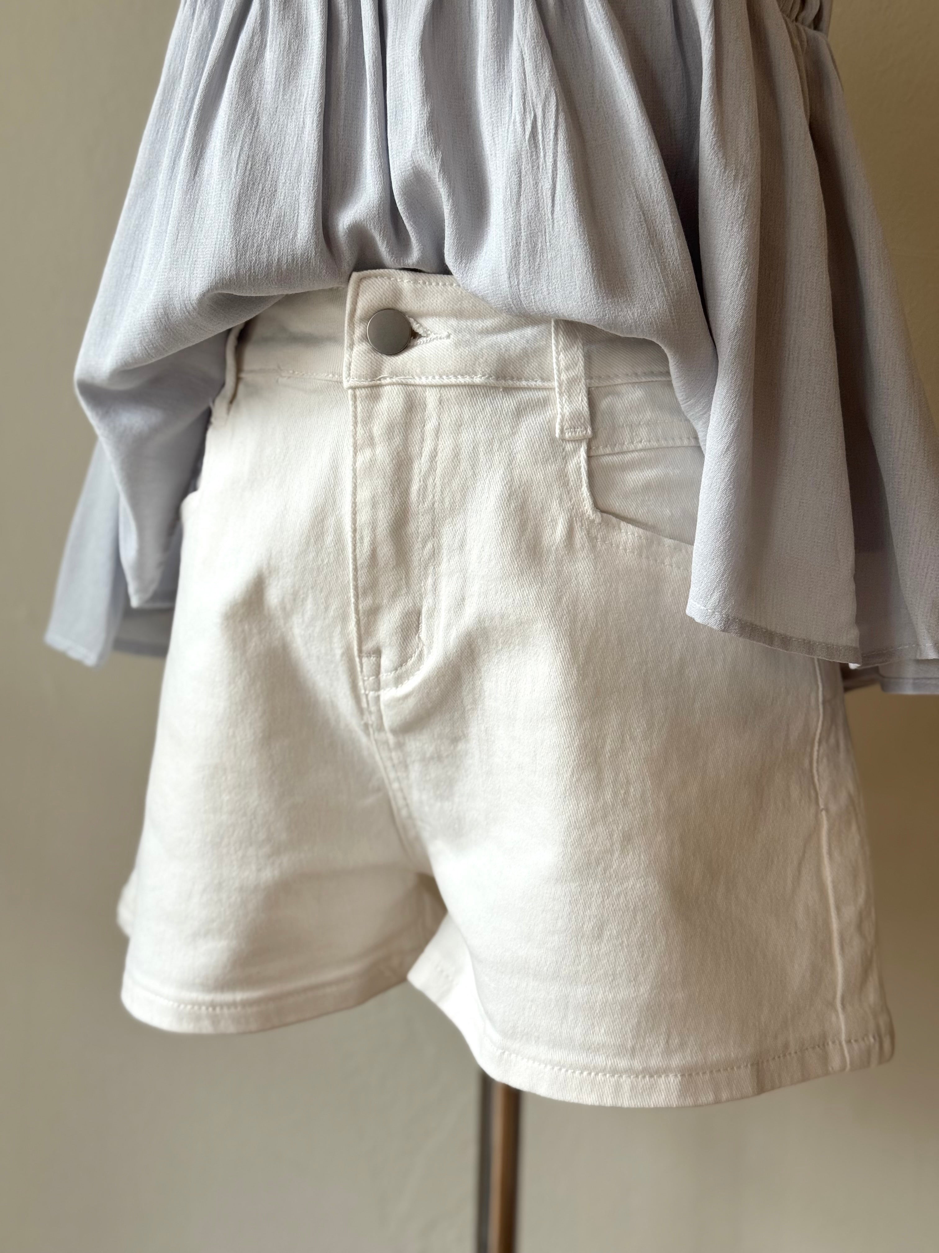 VIOLET SHORTS