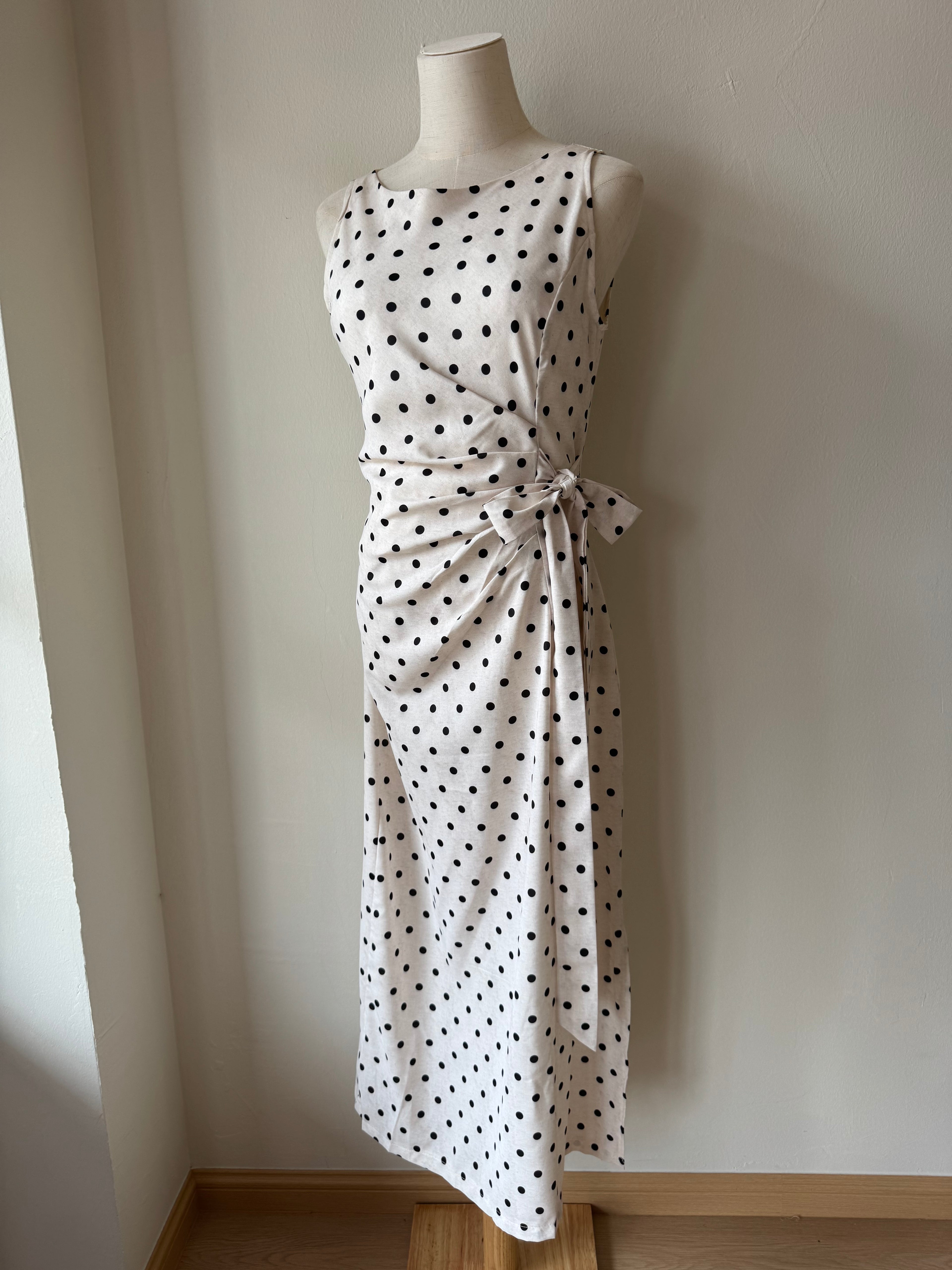 GLORIA POLKA DOT DRESS
