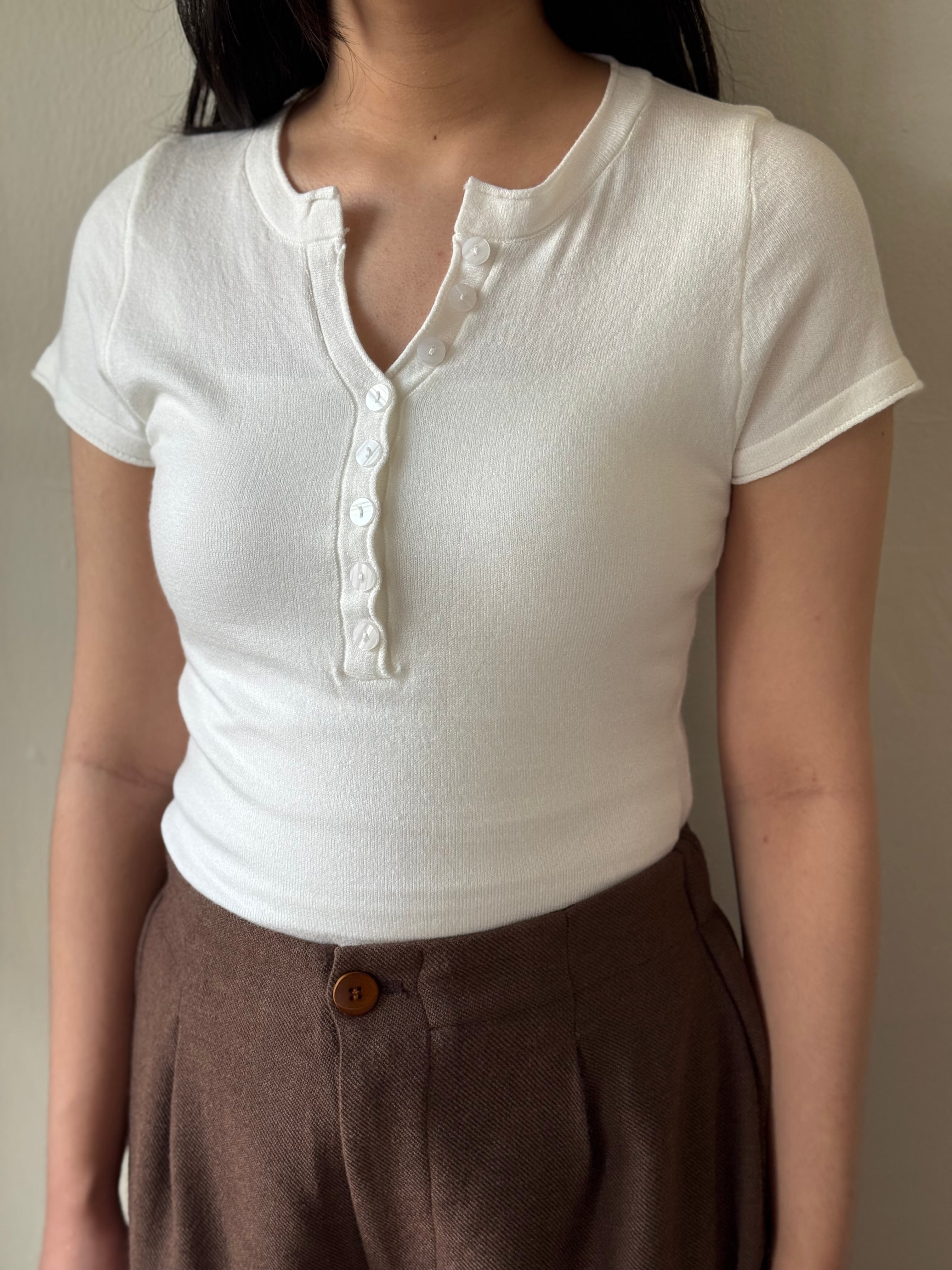 ZOEY CASUAL TOP
