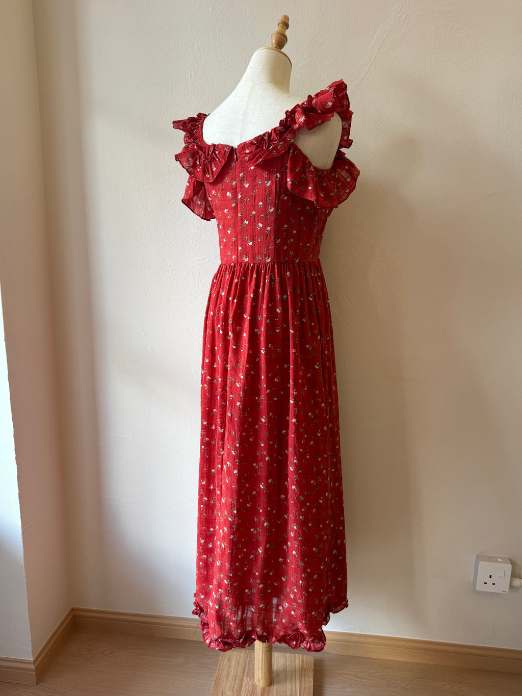 NAOMI OFF-SHOULDER DRESS