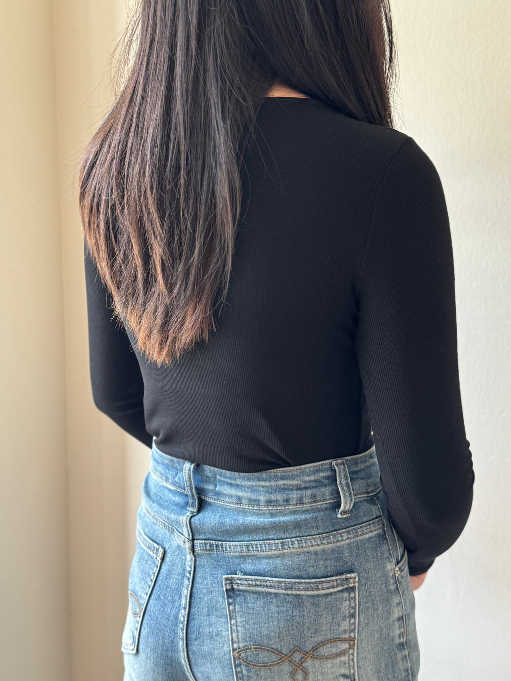 ZYRA LONG SLEEVED TOP